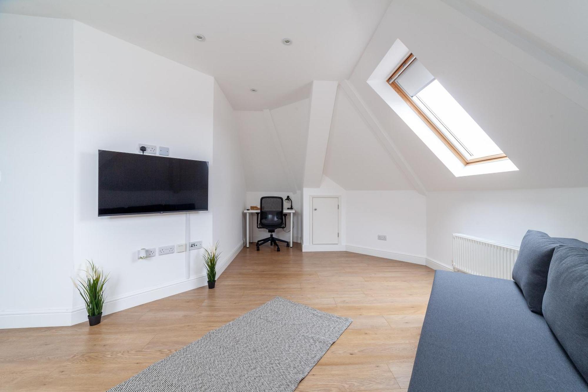 Great 1 Bedroom In Hounslow With Free Parking Abbey Wood Екстер'єр фото
